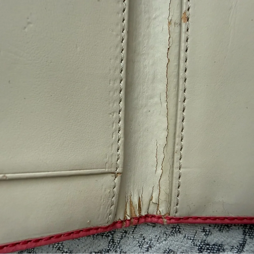 Vintage Coach Bi-fold Wallet/Checkbook Trimmed Pink Leather
